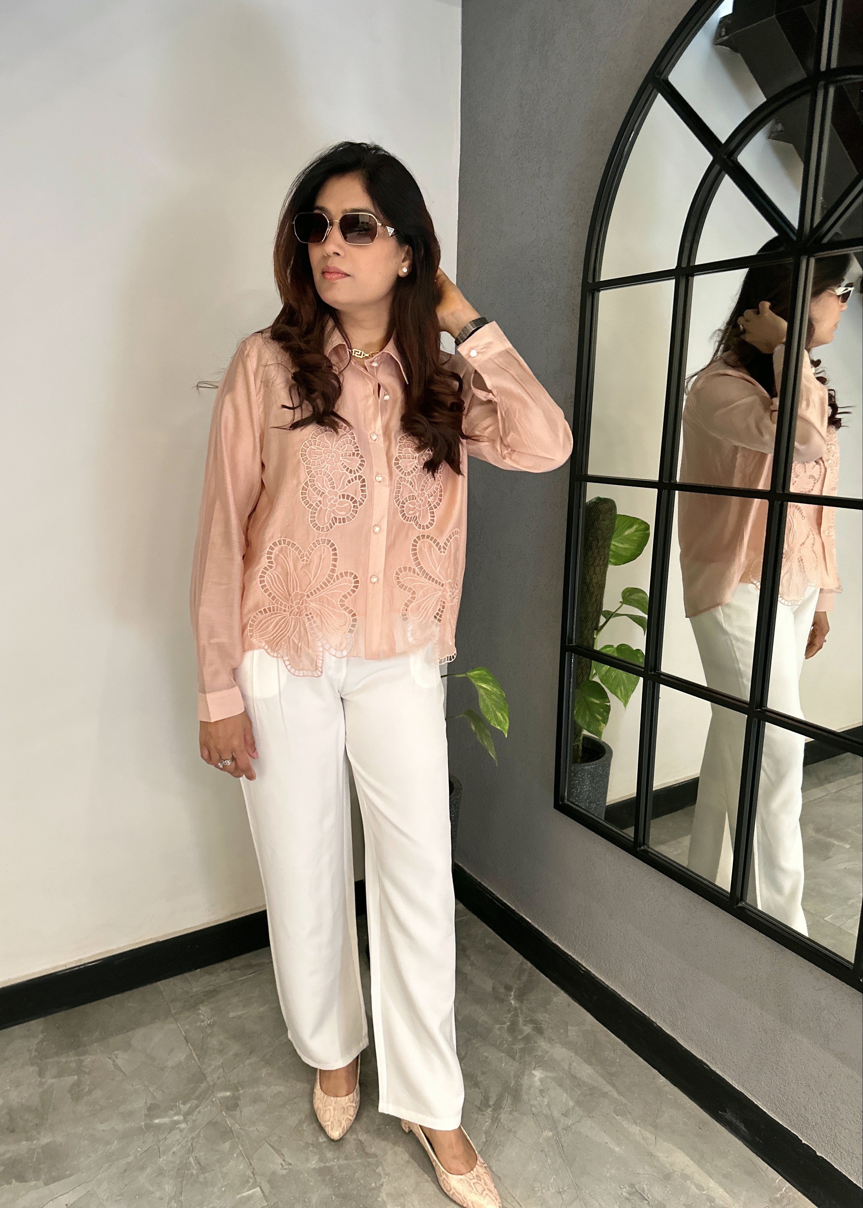 ORGANZA Cutout Shirt (Peach)