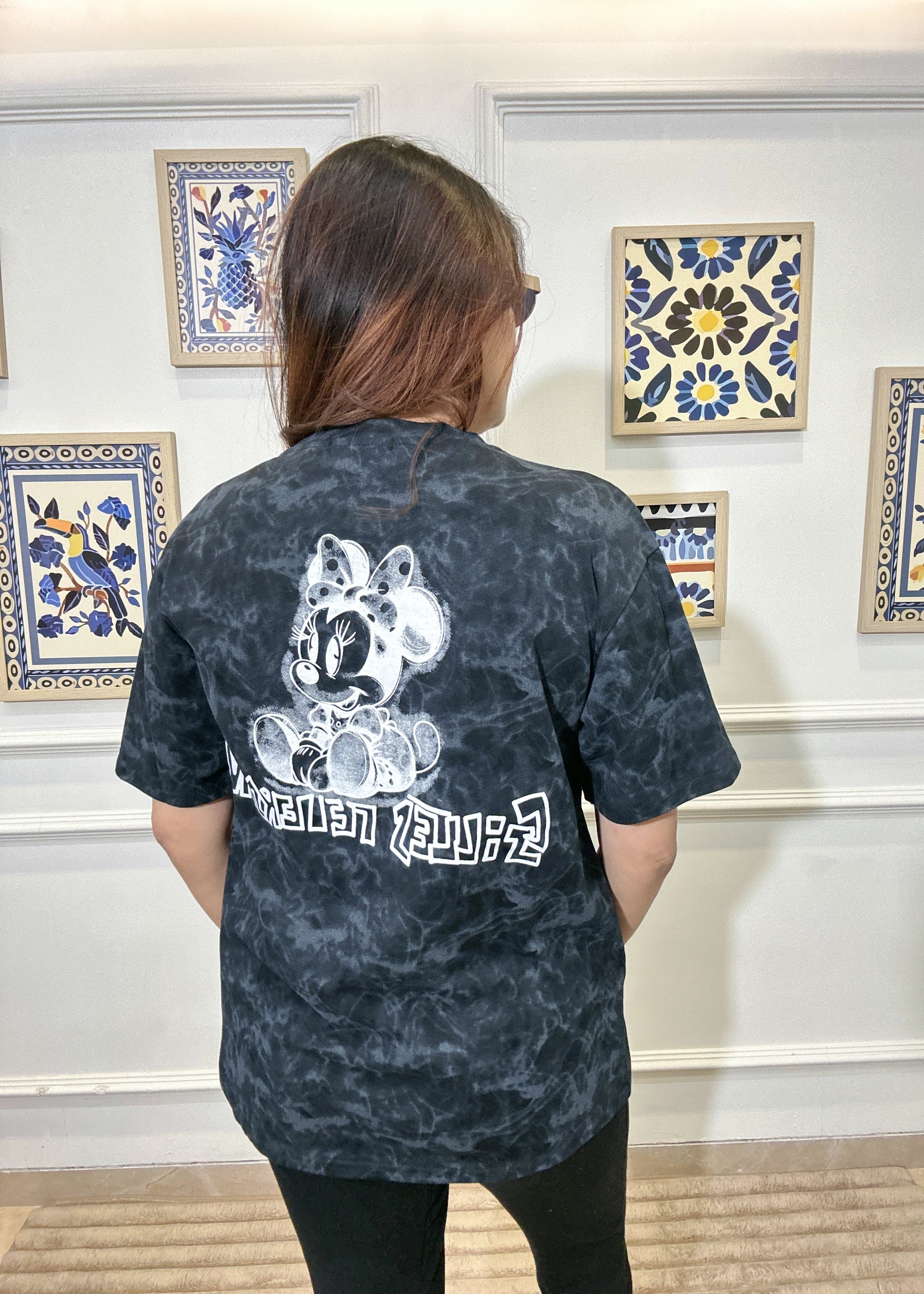 Vintage Wash Minnie Graphic-Tee (Black)