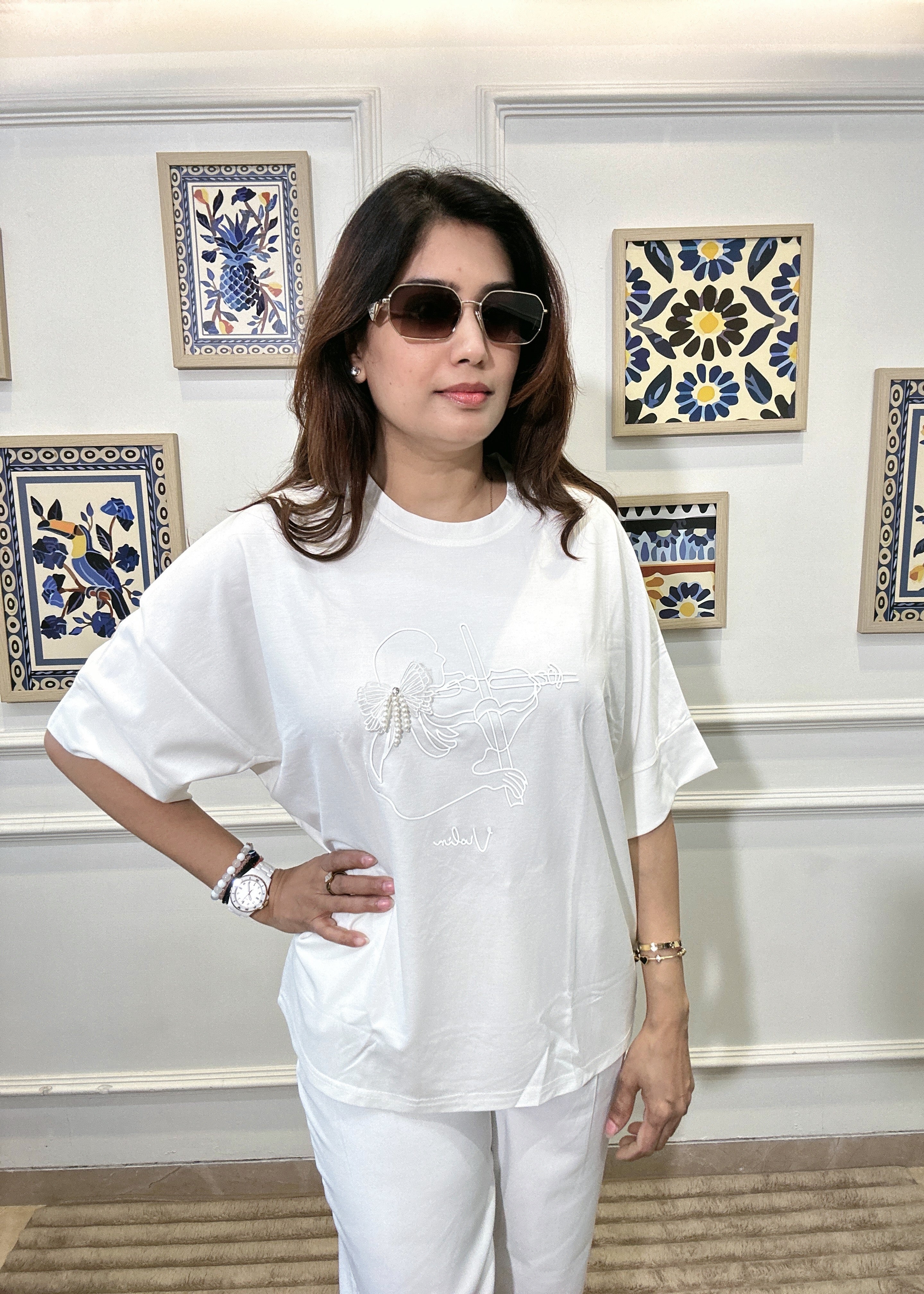 Violin Muse Baggy T-Shirt (Ivory)