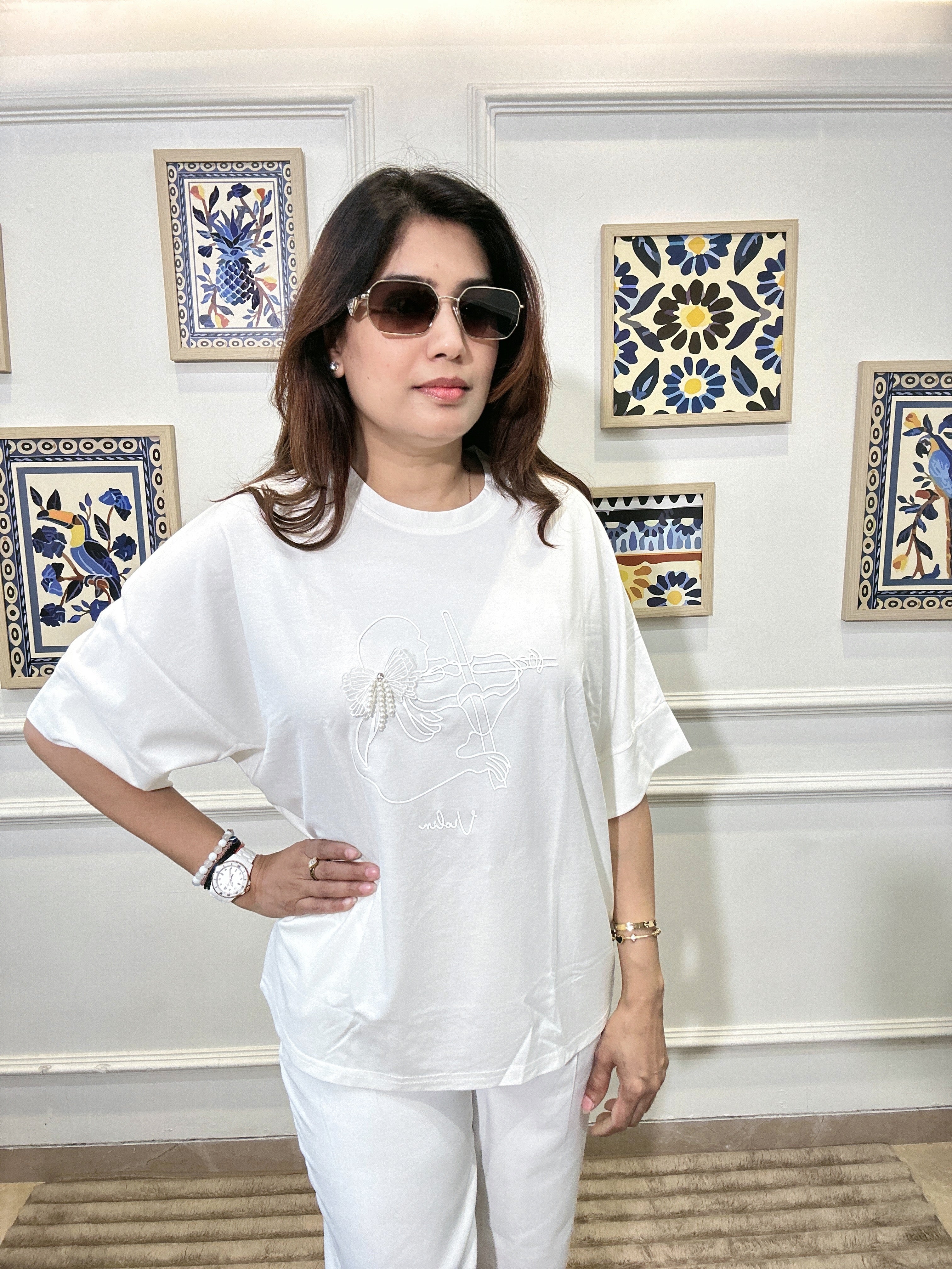 Violin Muse Baggy T-Shirt (Ivory)
