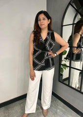 The MONACO Geometric top (Black)